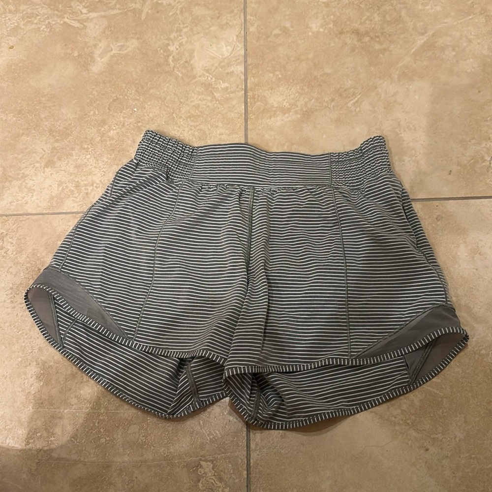 Never worn lulu shorts
